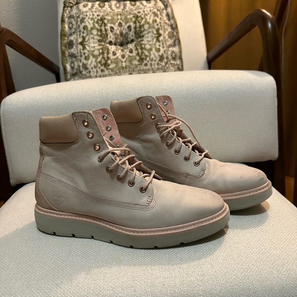 Timberland pink suede booties size 7 - Picture 2 of 4